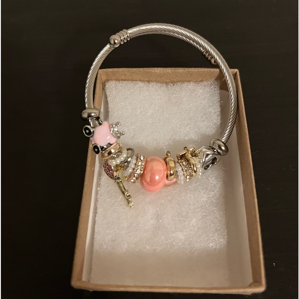 CHARM BRACELET